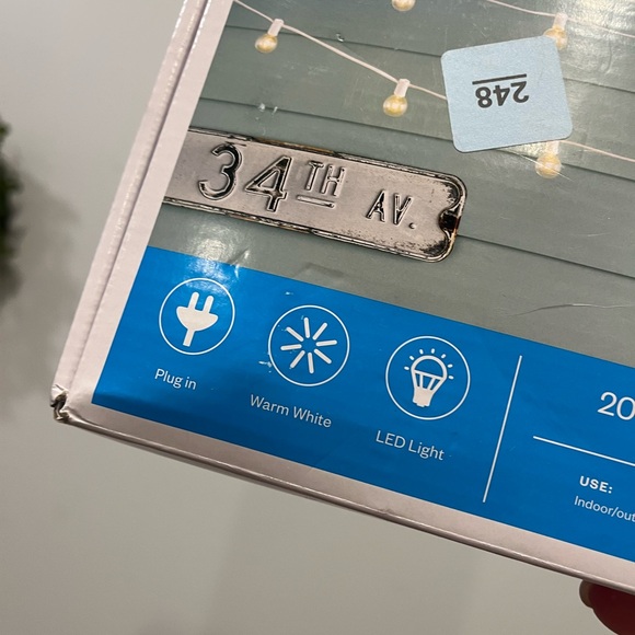 Room Essentials LED String Lights with Large Bulbs - Picture 6 of 6